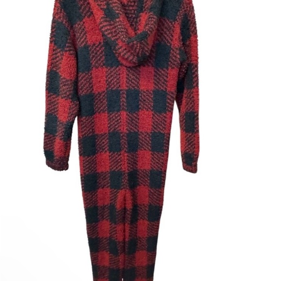 SKIMS Unisex Red Black Brick Buffalo Check Cozy Knit Onesie Size Small/Med NWT - Picture 2 of 5